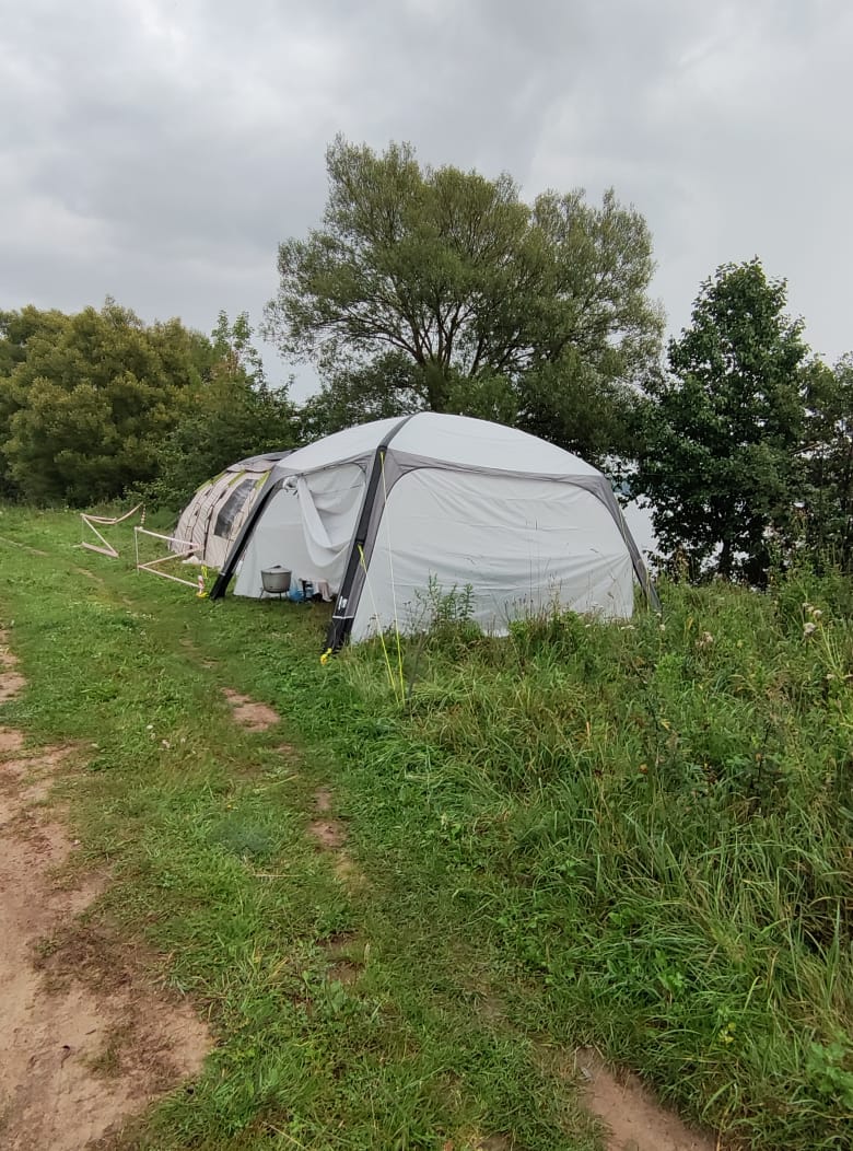 Надувной тент KAMPA AIR Shelter 300