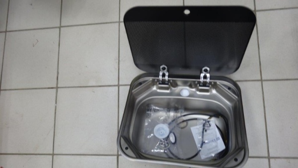 Раковина с крышкой Dometic SNG 4237 420x370мм