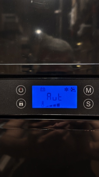 Компрессорный автохолодильник MobileComfort MC-CRX-170(12/24/220V)