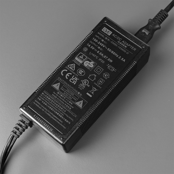 Адаптер питания для автохолодильников с 12/24V на 110/220V (87 Вт)