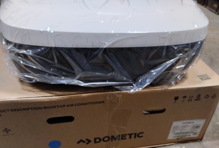Автокондиционер Dometic FreshJet FJX4 2200 (220V, 2200 Вт с вент панелью)