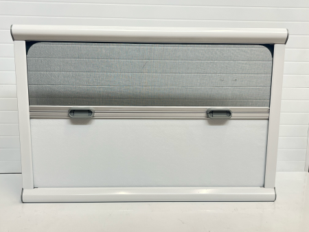 Окно откидное Mobile Comfort W8050R3 800x500 мм, штора рулонная, антимоскитка