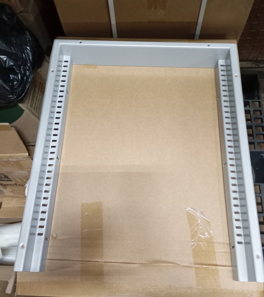 Рамка для встройки холодильника MCR-50S заподлицо серебристая