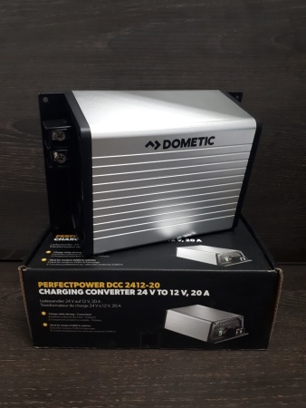 Конвертор напряжения Dometic DCC 2412-20