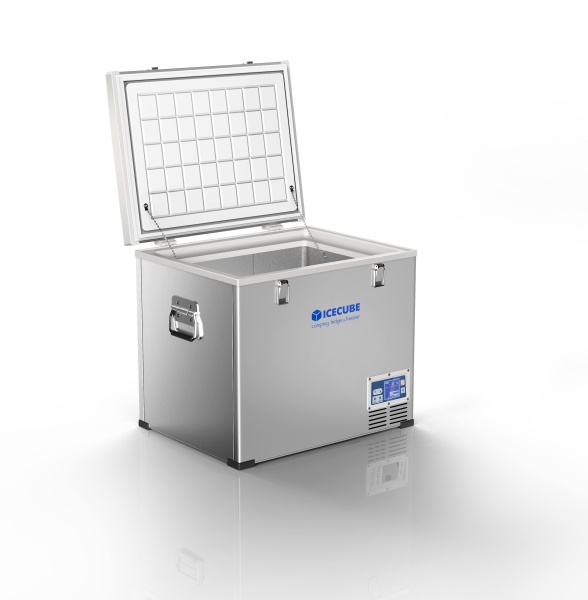 Компрессорный автохолодильник ICE CUBE IC75