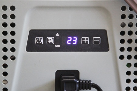 Компрессорный автохолодильник ICE CUBE IC-23 (12/24/110/220V)